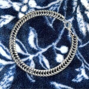 Arrow Weave Rectangular Profile Foxtail Chain Bracelet